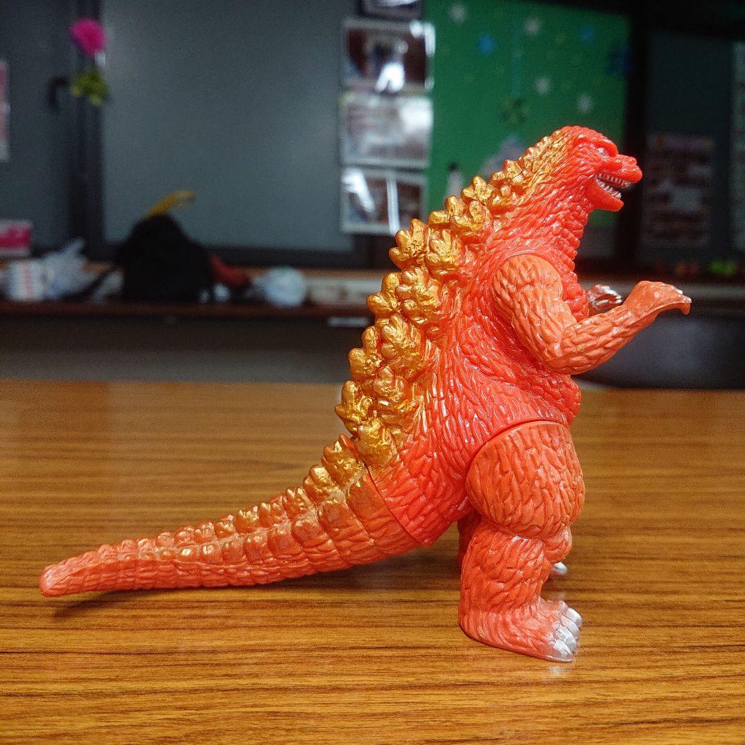 赤ゴジラ ソフビ