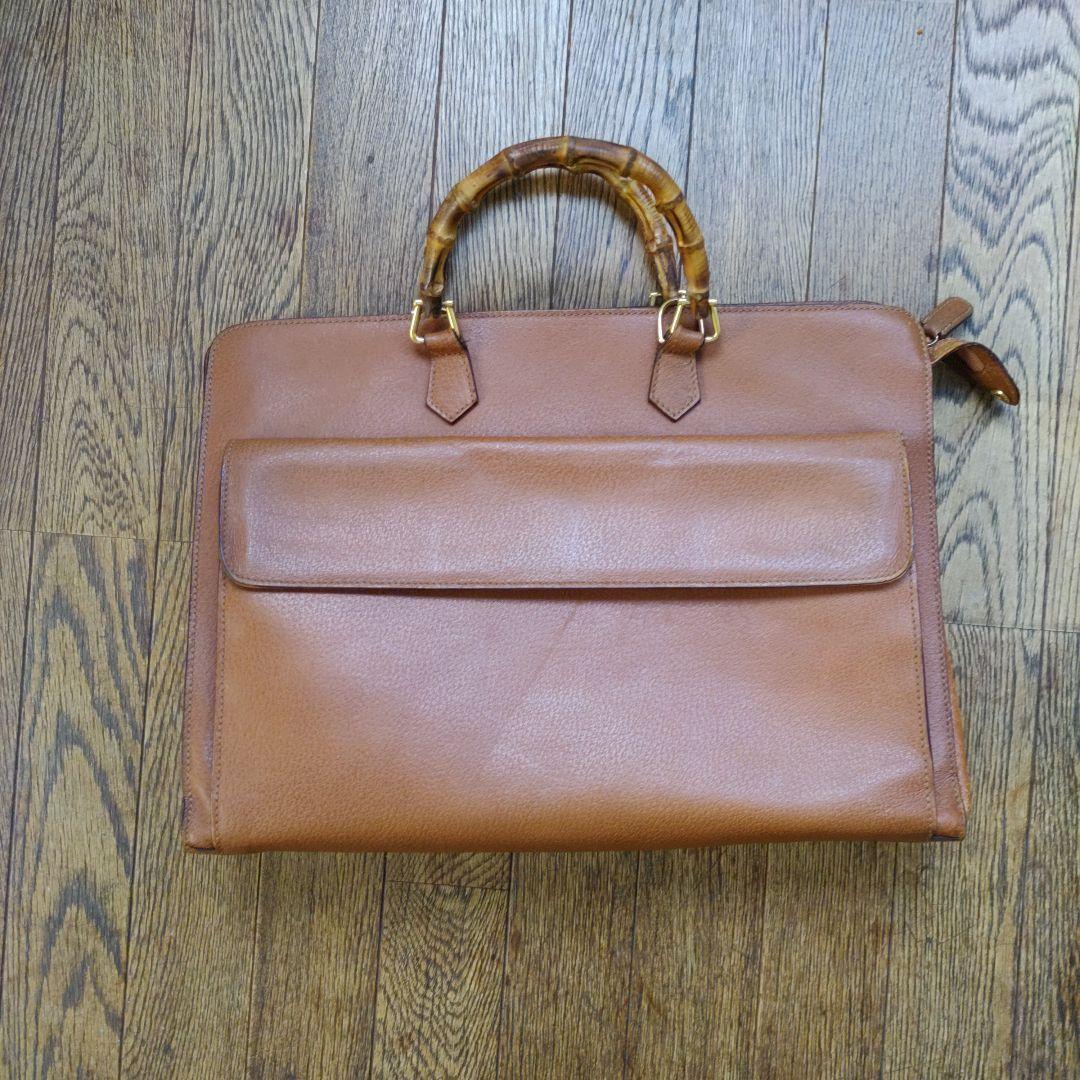 GUCCI ブラウンレザービジネスバッグ