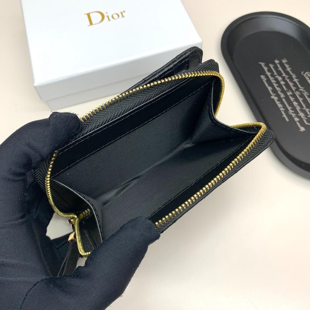 Christian Dior 二つ折り財布 ブラック︎