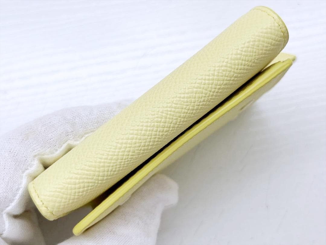 美品 メゾンマルジェラ 4ステッチ 三つ折りウォレット 財布 イエロー系 美品 メゾンマルジェラ 4ステッチ 三つ折りウォレット 財布 イエロー系