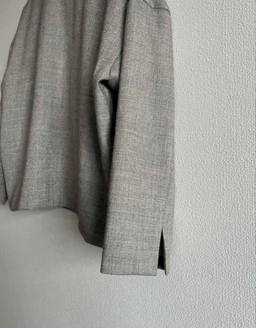 新品　SOEJU ブライトウールコクーンブラウス