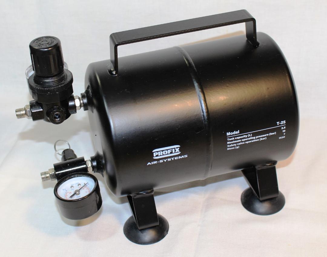 NITRO-COMP V1 オイルレスエアコンプレッサーとタンク(Tー25) NITRO-COMP V1 オイルレスエアコンプレッサーとタンク(Tー25)