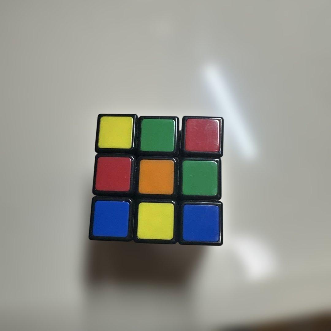 ルービックキューブ カラフル