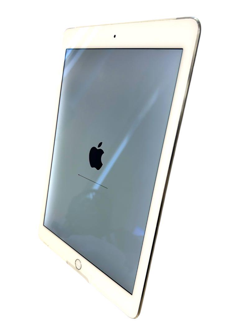 iPad Air 2 16GB シルバー Wi-Fi+Cellular ドコモ - メルカリ