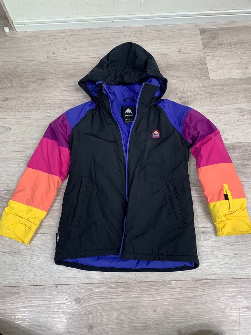 BURTON スノーボードウェア 子供用　女の子　ガール　140 Mサイズ BURTON スノーボードウェア 子供用 女の子 ガール 140 Mサ