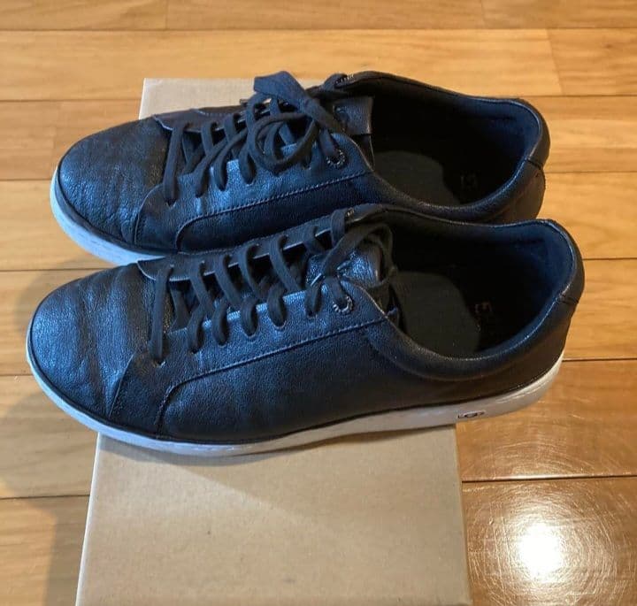 【半額】 UGG　Cali Sneaker Low　カリ　レザースニーカー