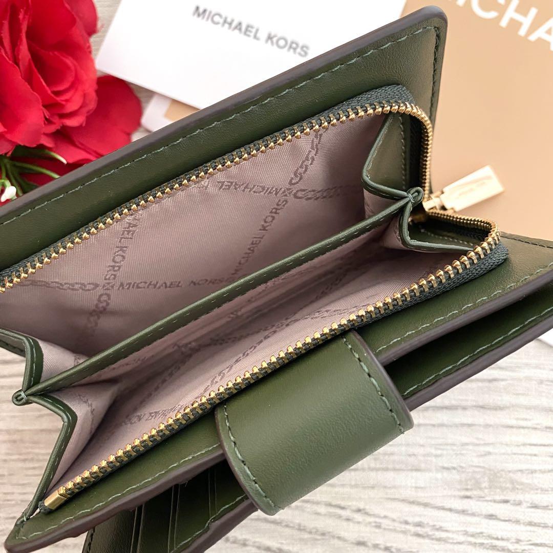 新品☆MICHAEL KORS 折り財布　ブラウン シグネチャー 折り財布メンズ