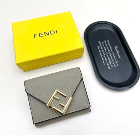 フェンディ FENDI 三つ折り財布 レザー メタリックグレー メンズ