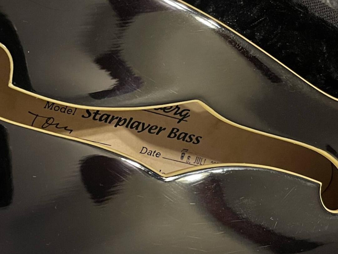 Duesenberg Starplayer Bass デューセンバーグ セミアコ