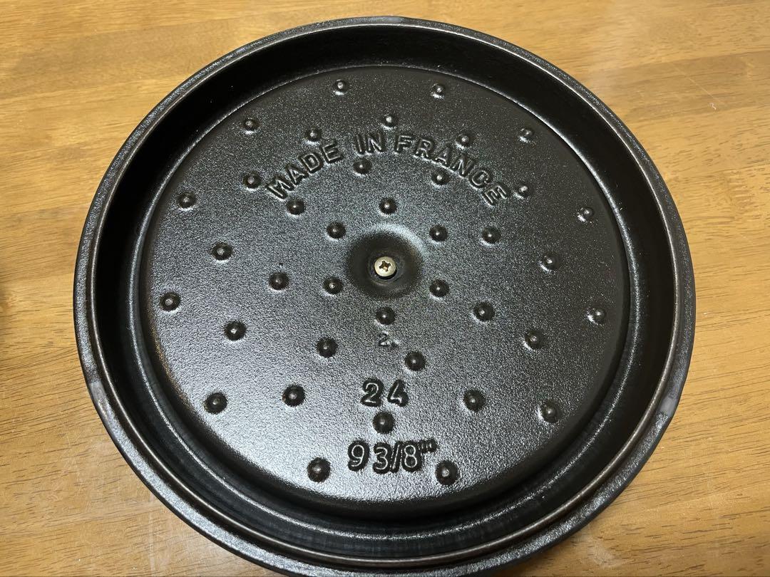staubココット ラウンド 24cm 使用感あり。実用品として