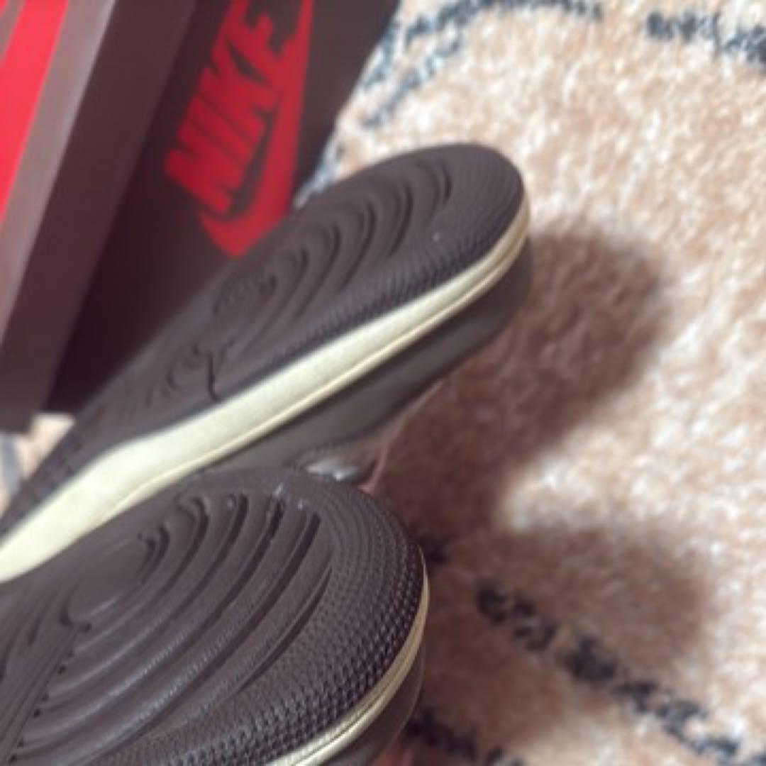 Travis Scott × Nike Air Jordan 1 High
