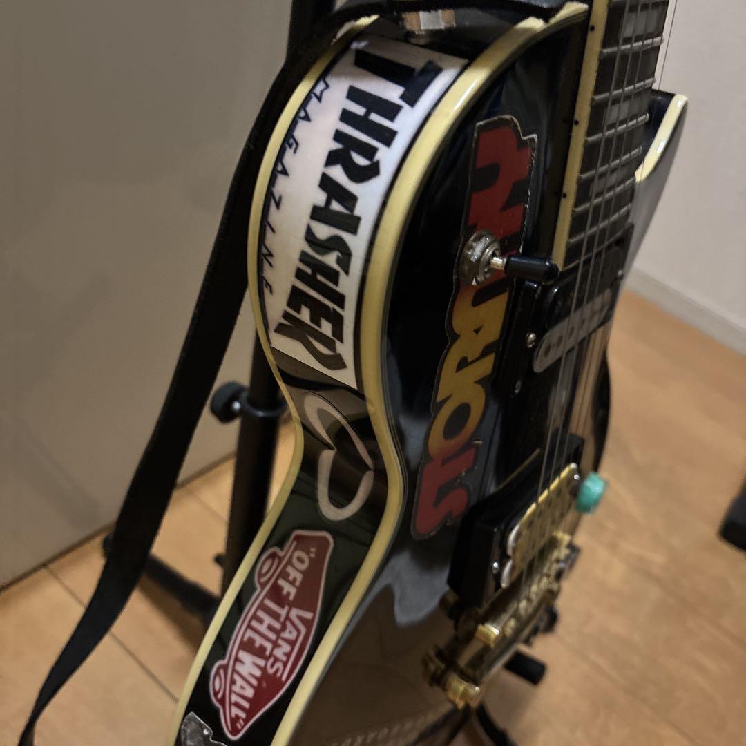 ハンドメイド？ギターレスポール黒
