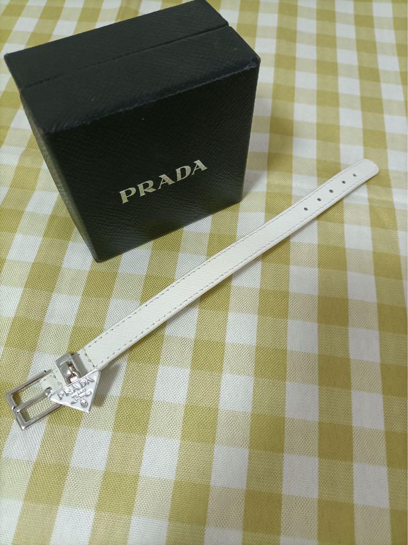 プラダ　ブレスレット　レザー　ホワイト