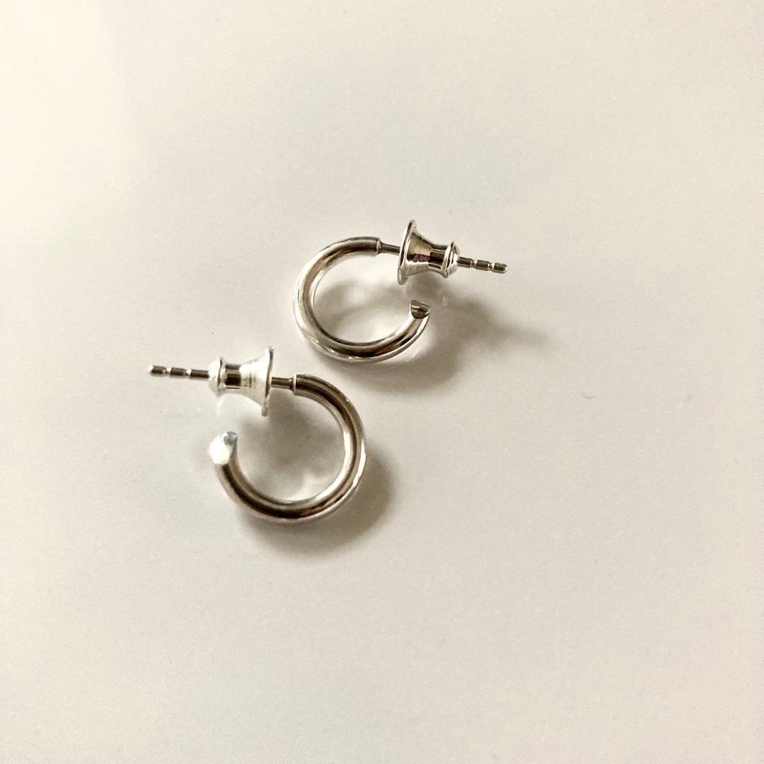 シルバー925 両耳 2.0×13mm ピアス BWL新品、♥