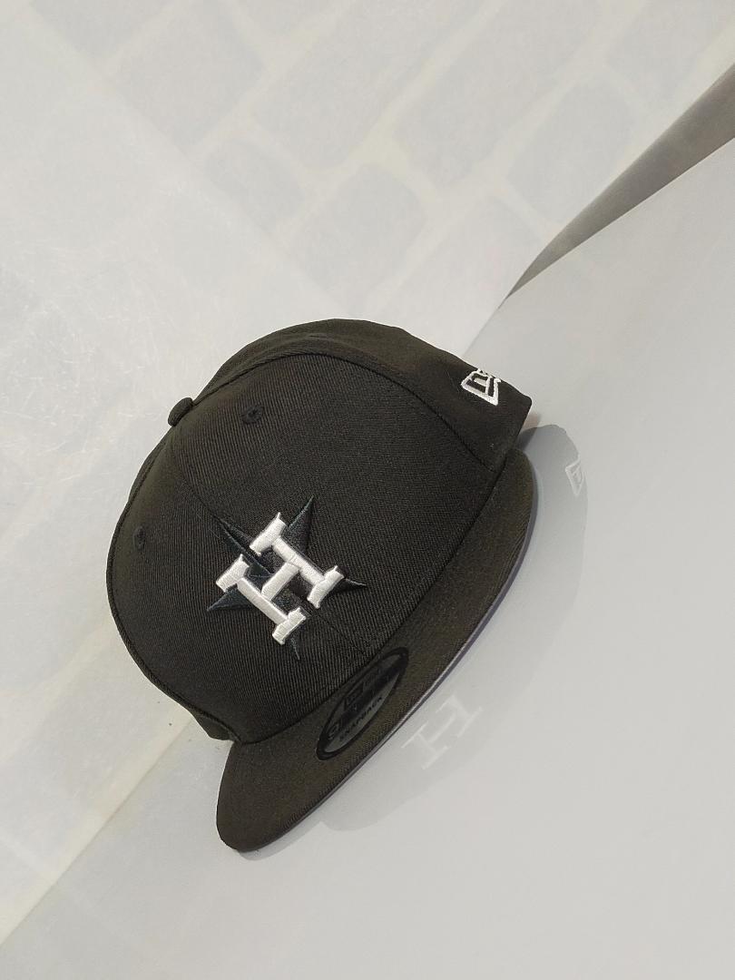 ヒューストン・アストロズ　9FIFTY　ウールスナップバック　ブラック＆ホワイト
