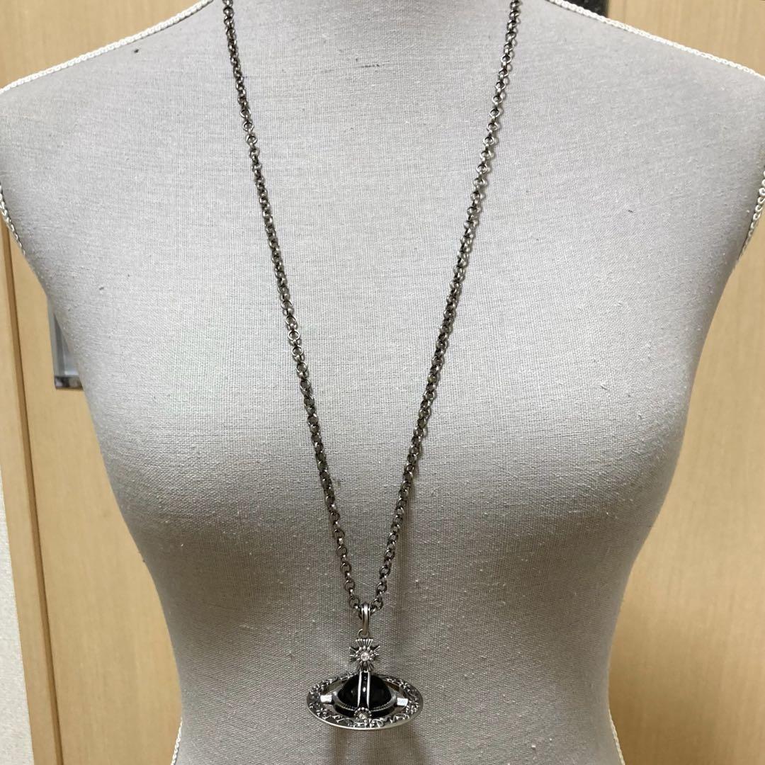 Vivienne Westwood オーナメンタルオーブネックレス ブラック