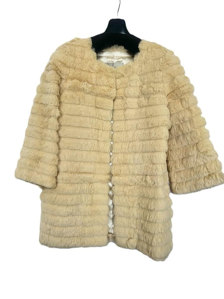 クリーム色ファーコート 8分丈