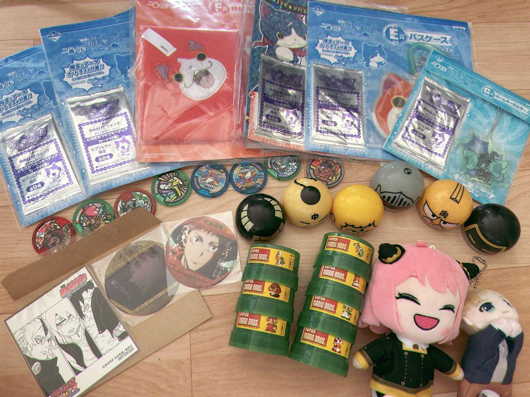 アニメグッズまとめ売り 約100個近くのグッズ！！！