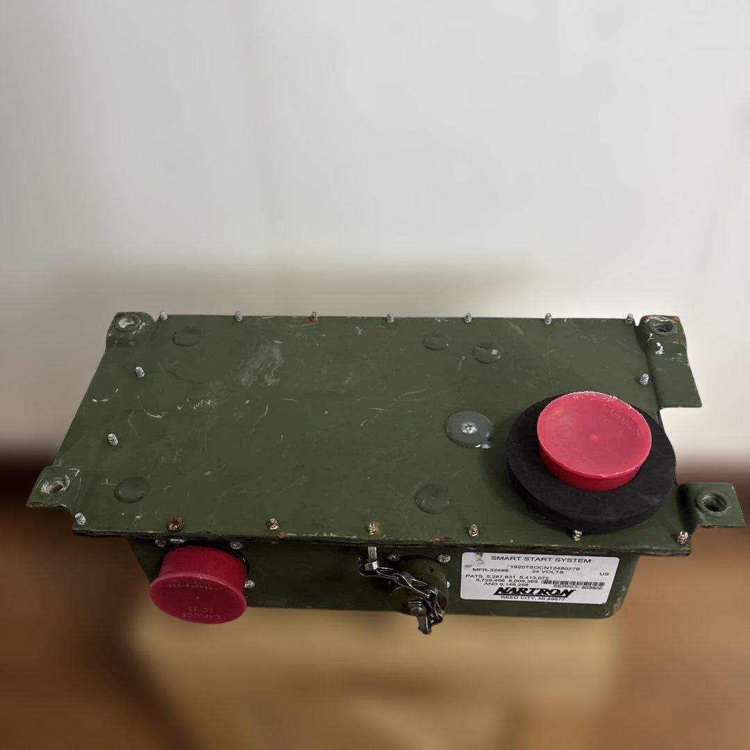 米軍実物　HMMWV M998 CONTROL BOX コントロールボックス①