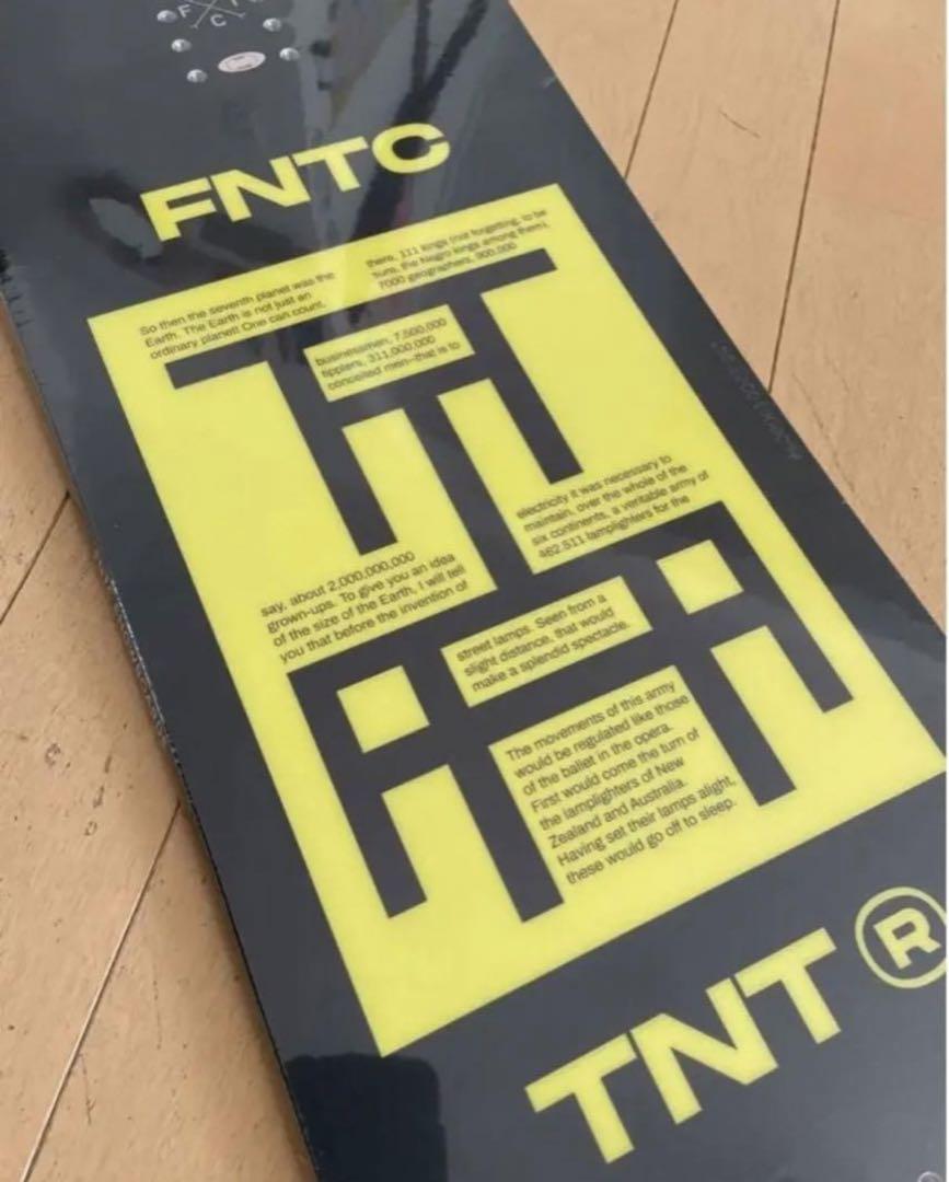 FNTC TNT-R 153センチ black/yellowスノーボード
