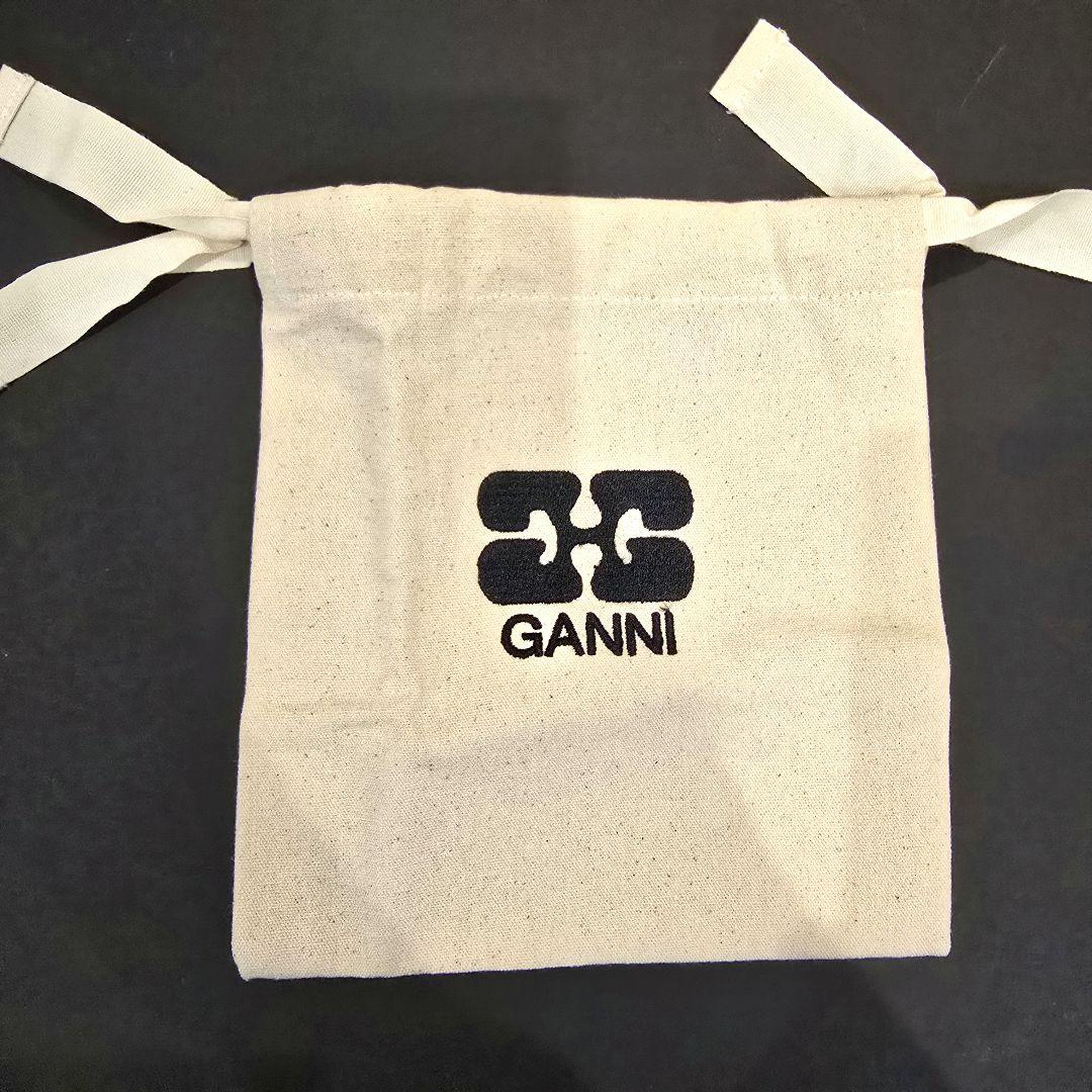 GANNI ガニー
