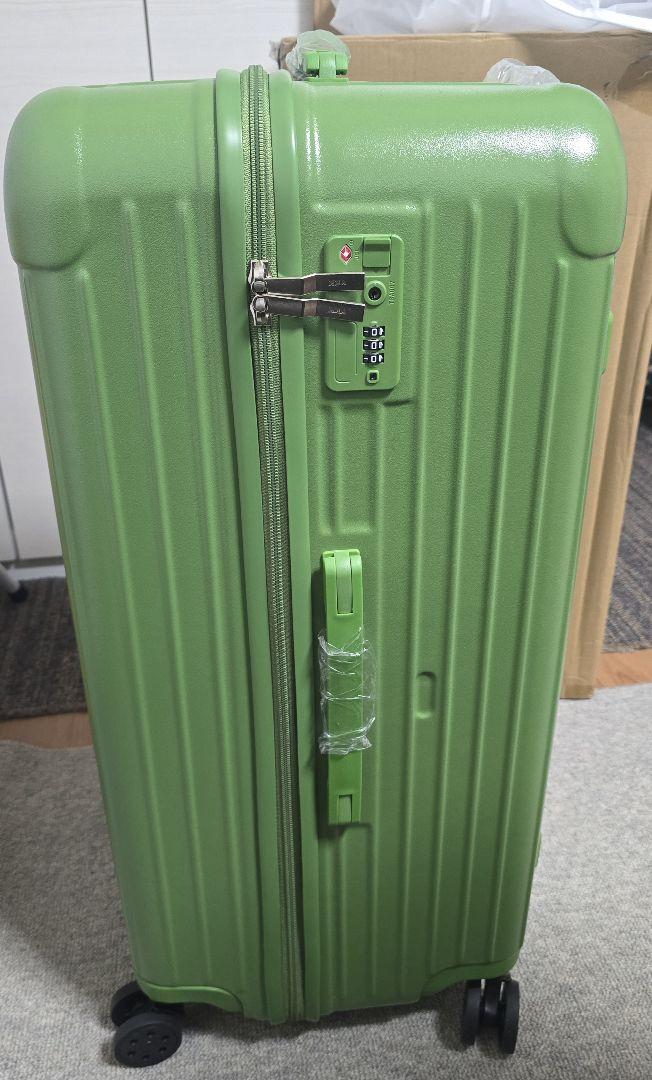 スーツケース 新品未使用90L グリーン