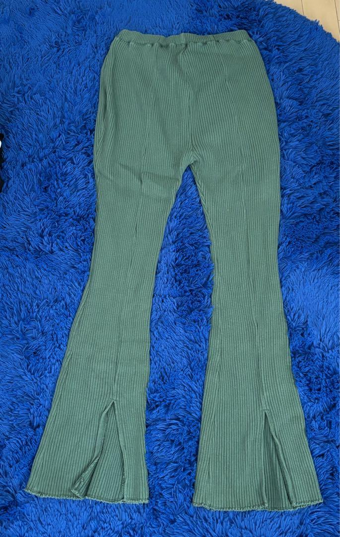MACPHEE グリーン フレアパンツ
