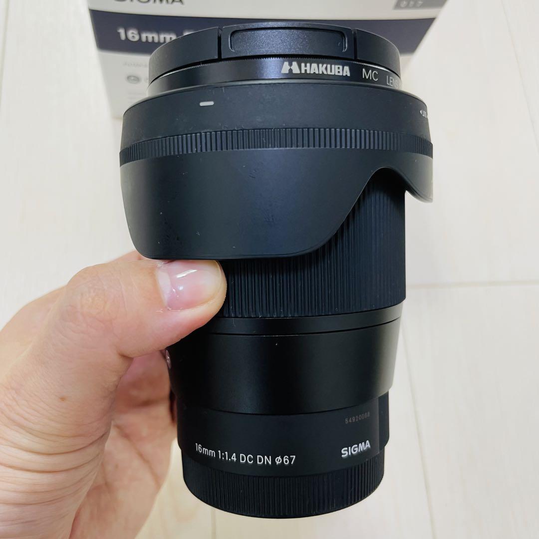 Amazon | SIGMA 16mm F1.4 DC DN | Contemporary C017 | Sony E