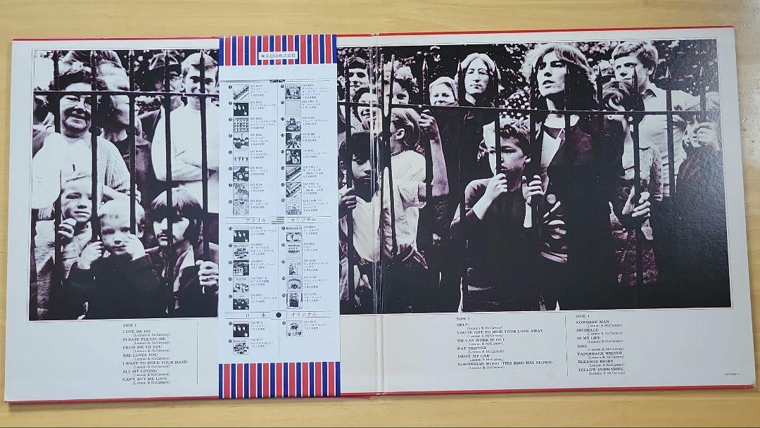\"ザ・ビートルズ レコード赤盤青盤 \"　解説書、ディスコグラフィー、ポスター付き ザ・ビートルズ レコード赤盤青盤 
