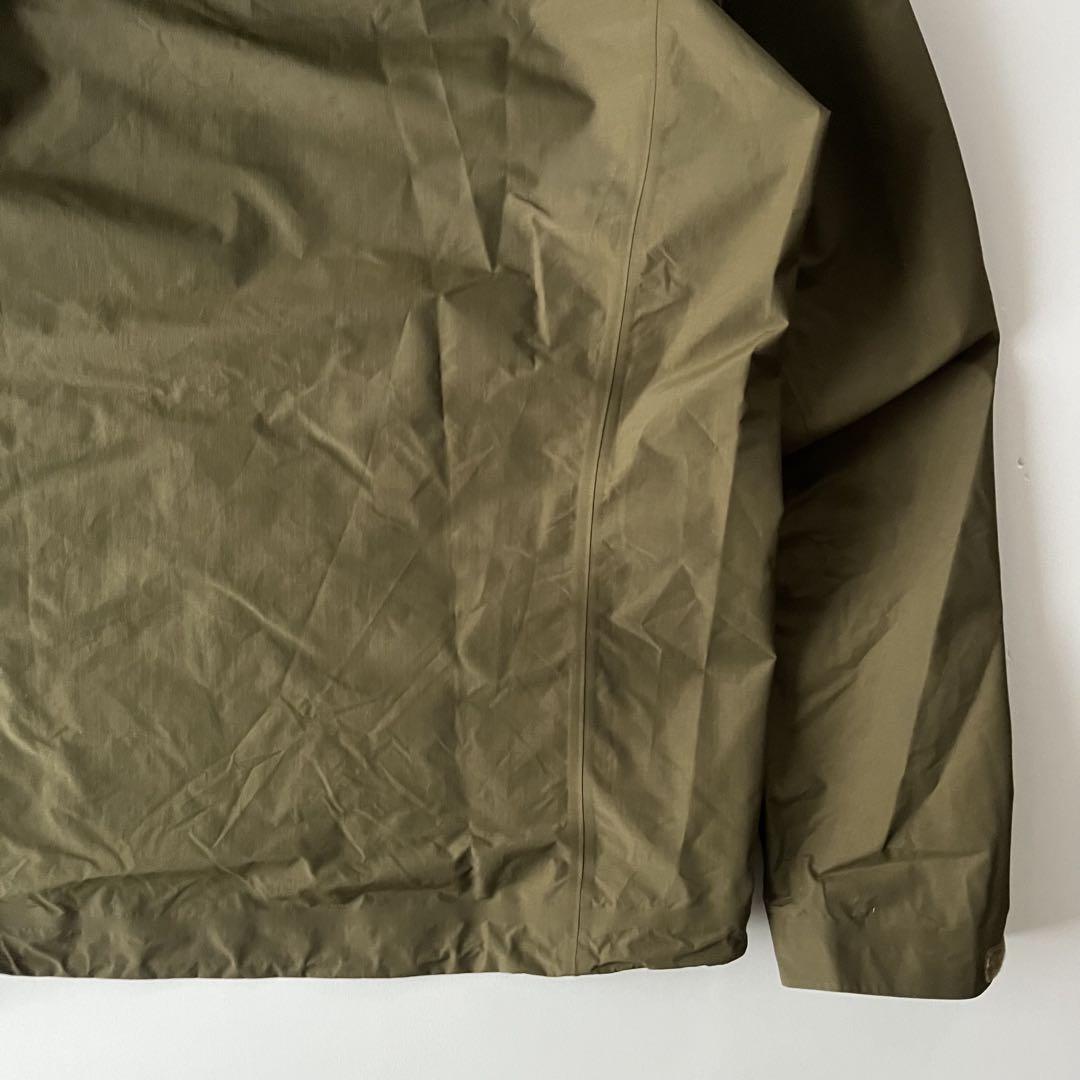 ジャケット・アウター ARC'TERYX BETA SL GORE-TEX KHAKI