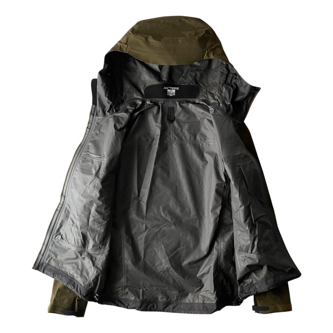 ジャケット・アウター ARC'TERYX BETA SL GORE-TEX KHAKI