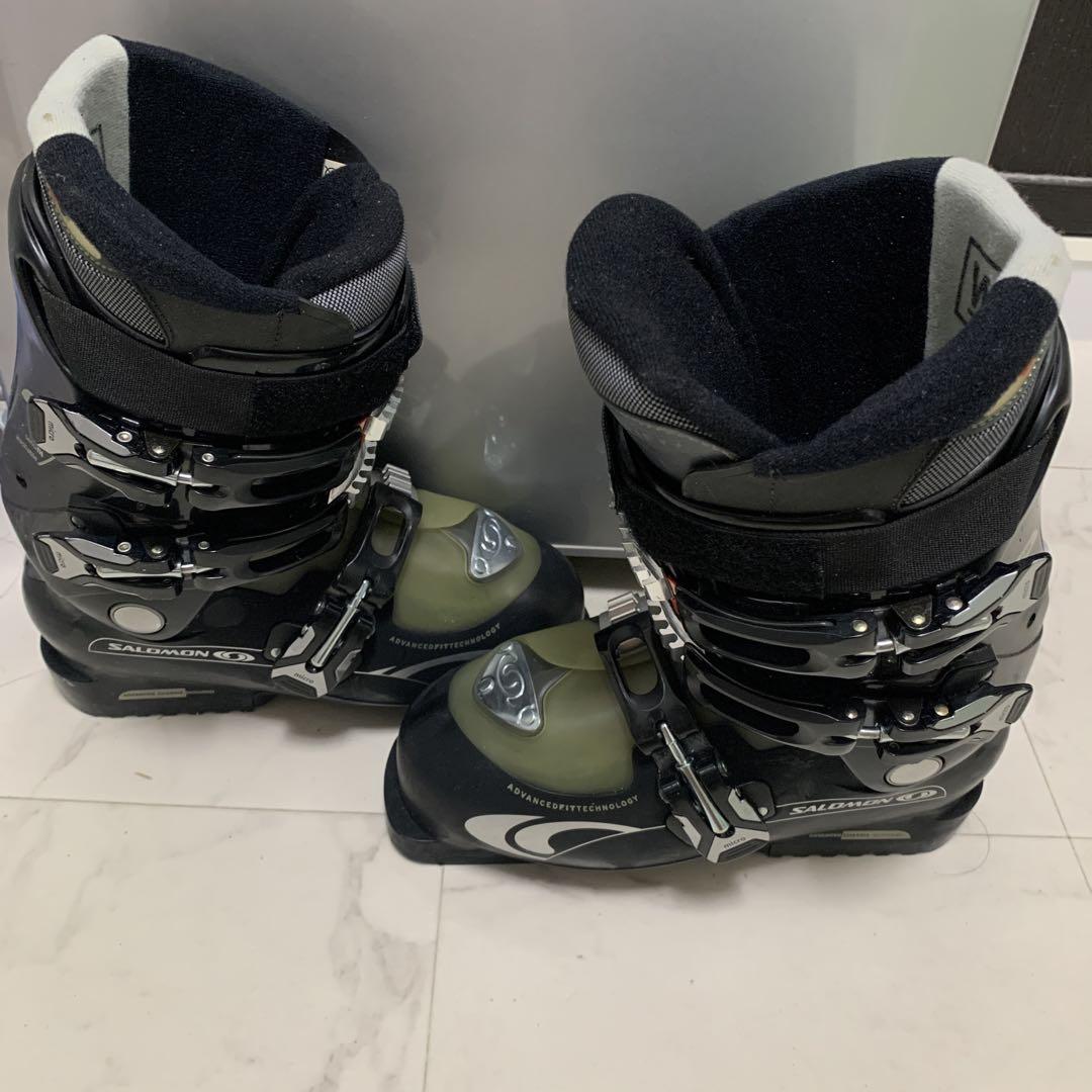 SALOMON スキー靴 女性用 黒/緑　スキー場で2回使用24.0-24.5㎝