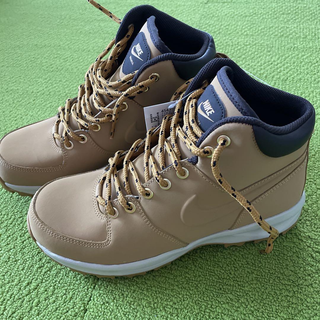 新品　ナイキ　マノア　レザー　25.5