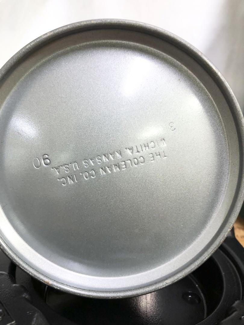 Coleman コールマン Unleaded 1 ガソリンランタン。