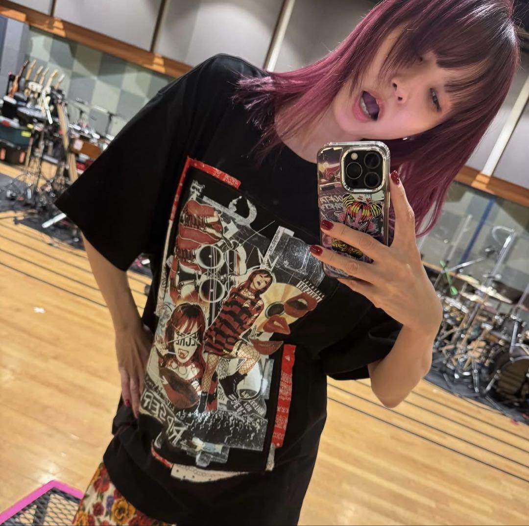 LiSA☆未開封☆パッチワークTシャツ - メルカリ