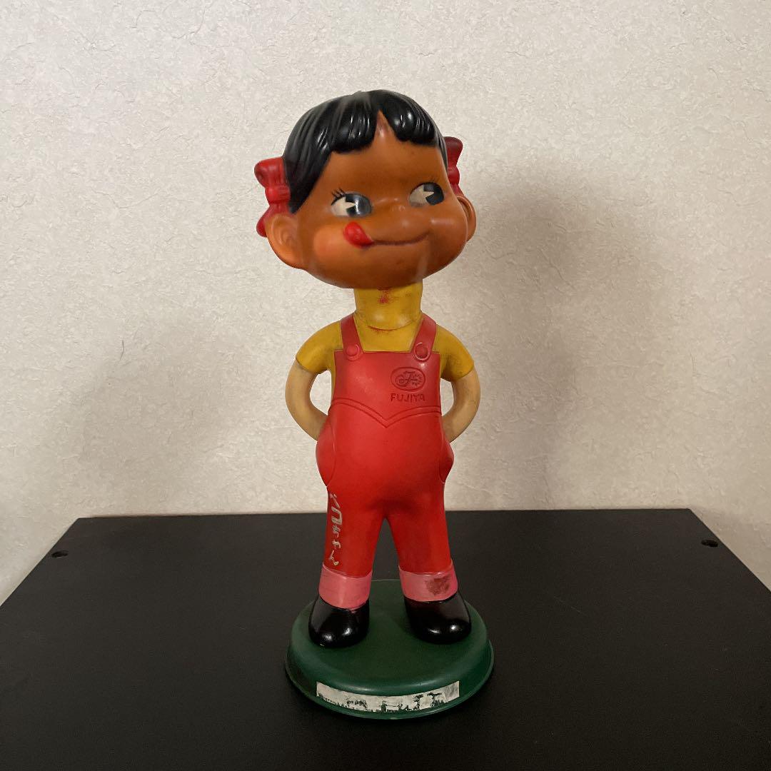 ブラウン系【即納】不二家ペコちゃん 首振り人形 非売品 昭和レトロ ...