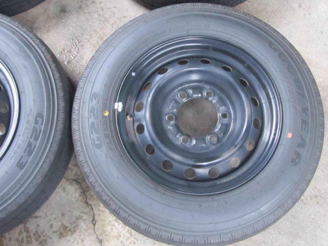 ★　185/75R15 106/104L　サマータイヤ バリ山2024年