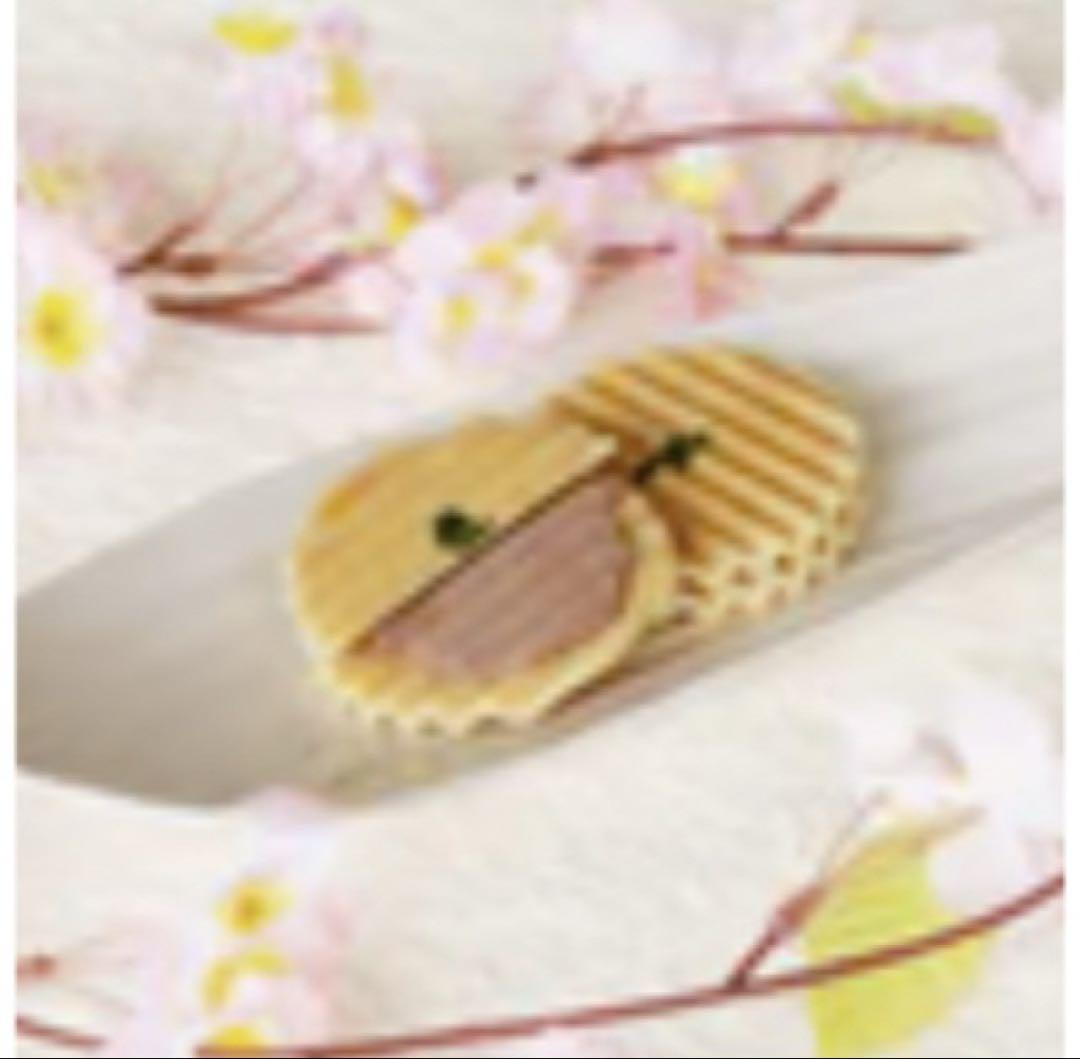 和菓子　季節限定　　　　　　　　桜　ヴァッフェル