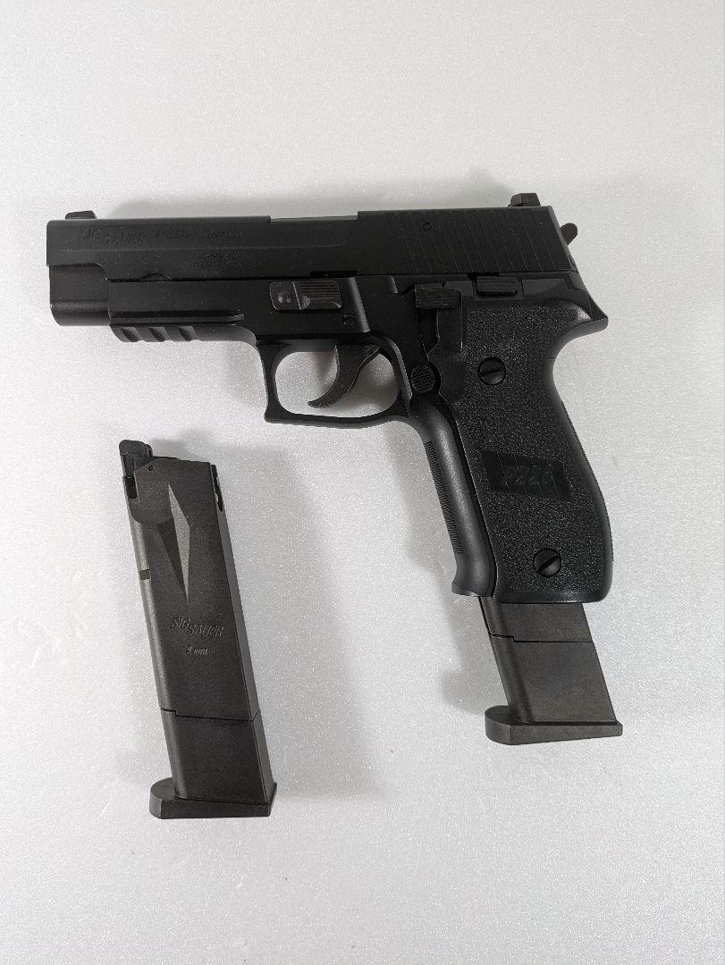 東京マルイ SIG SAUER P226 RAIL ガスガン　中古