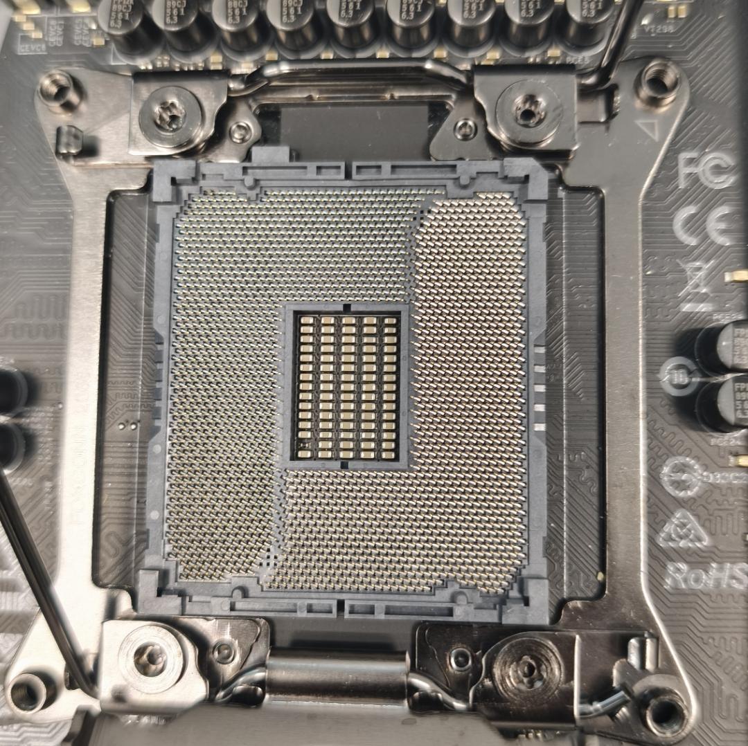 ASRock X299 Taichi XE 付属品あり　BIOS更新済み ASRock > X299 Taichi XE