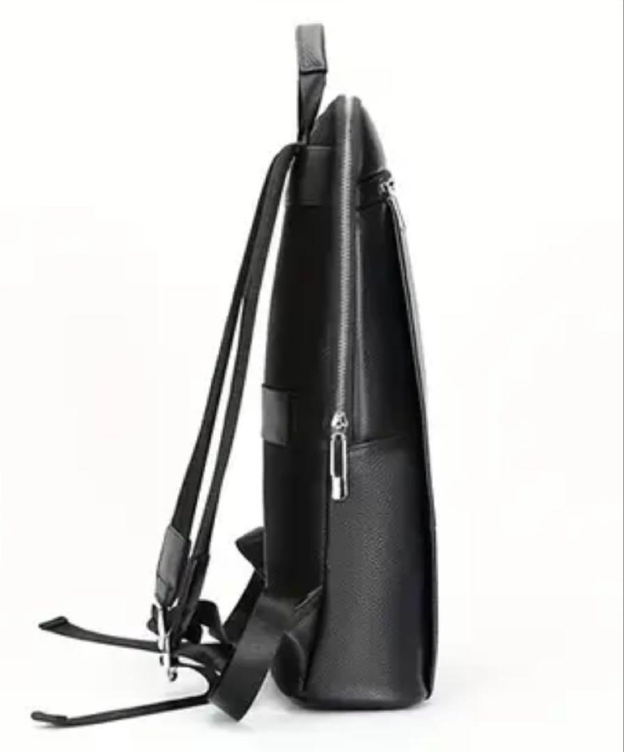 新品✌️本革レザーリュック　薄型　スタイリッシュ　ビジネス　ビジカジ　機能◎
