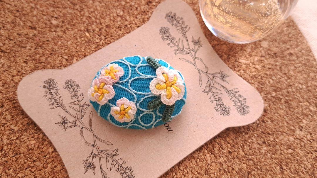 専用】ハンドメイド 刺繍ブローチ ヘアゴム