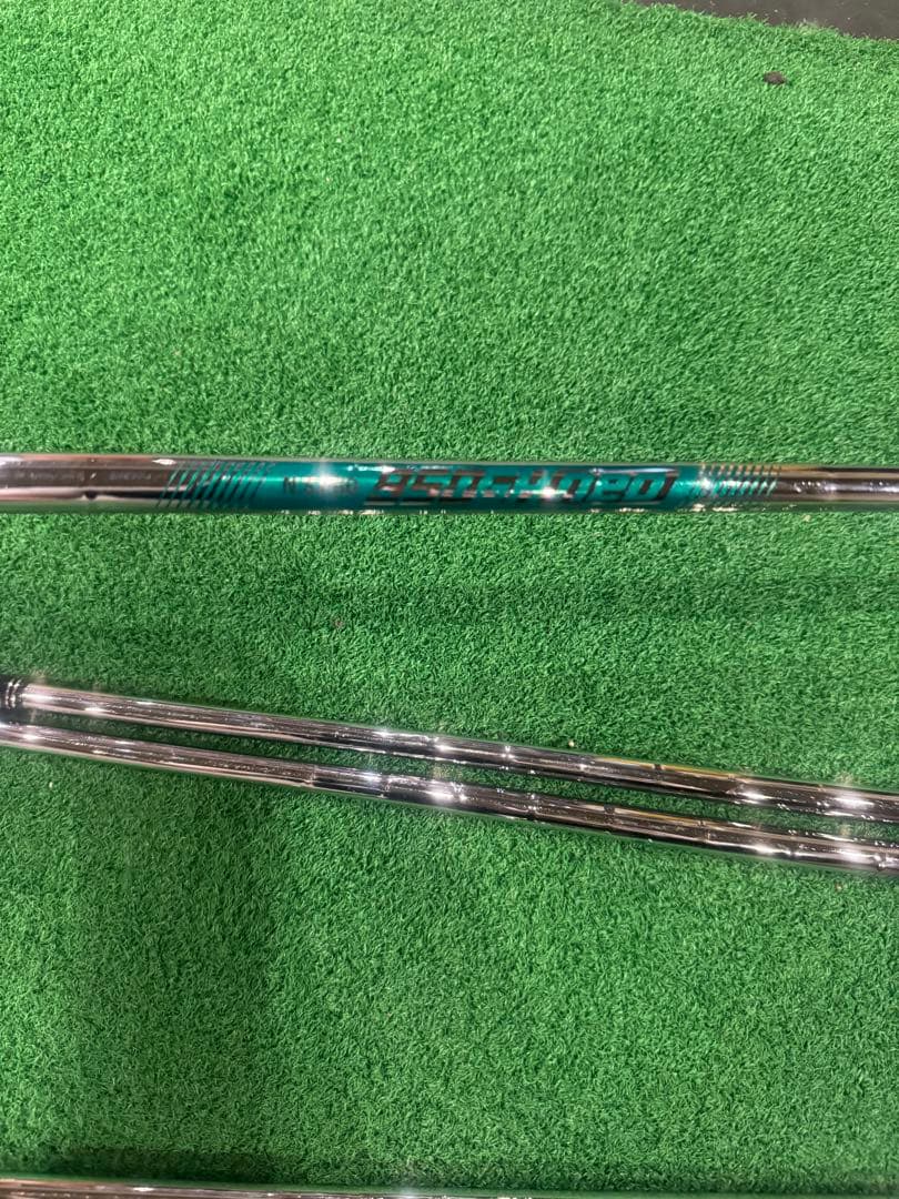 アキラ プロトタイプ 701FH アイアンセット 5本 アキラ プロトタイプ 701FH アイアンセット 5本