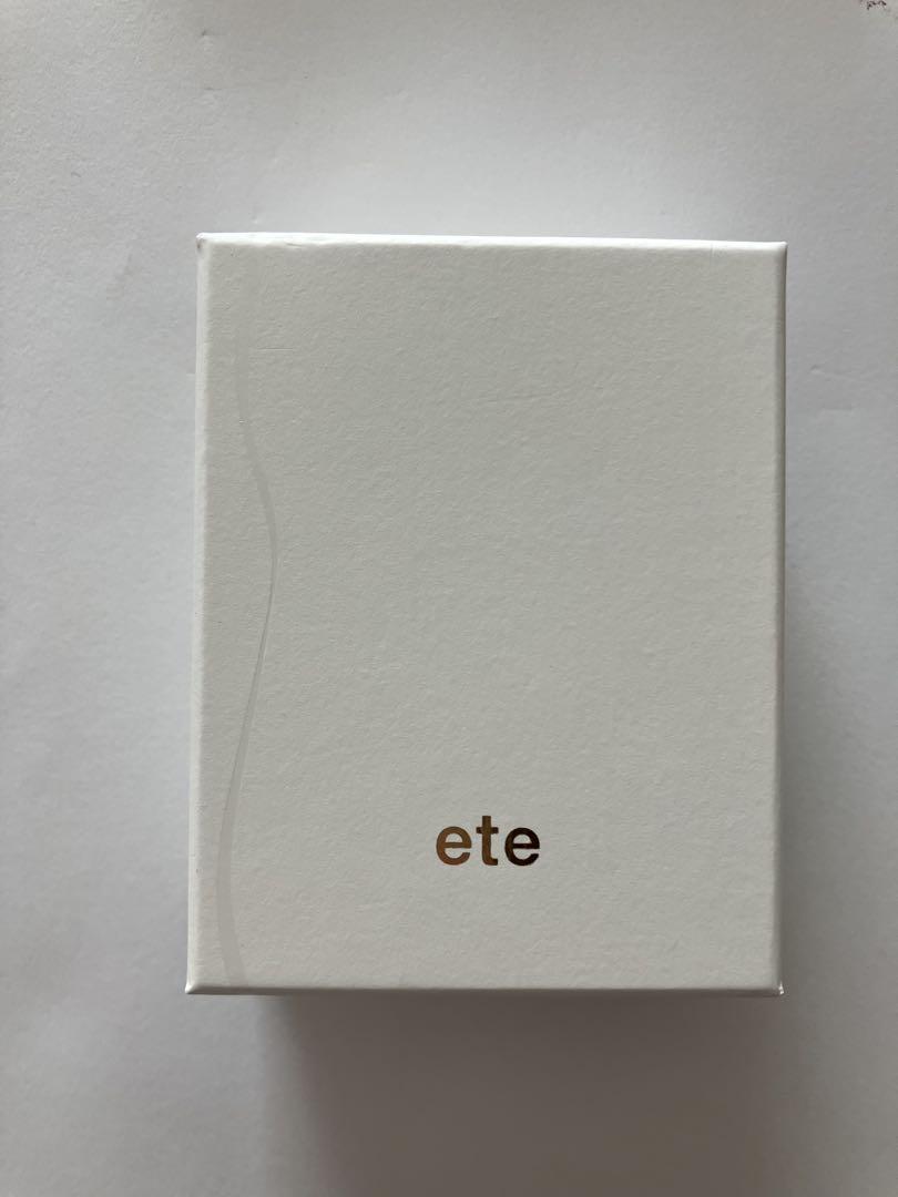ete パーティクルピアス♡