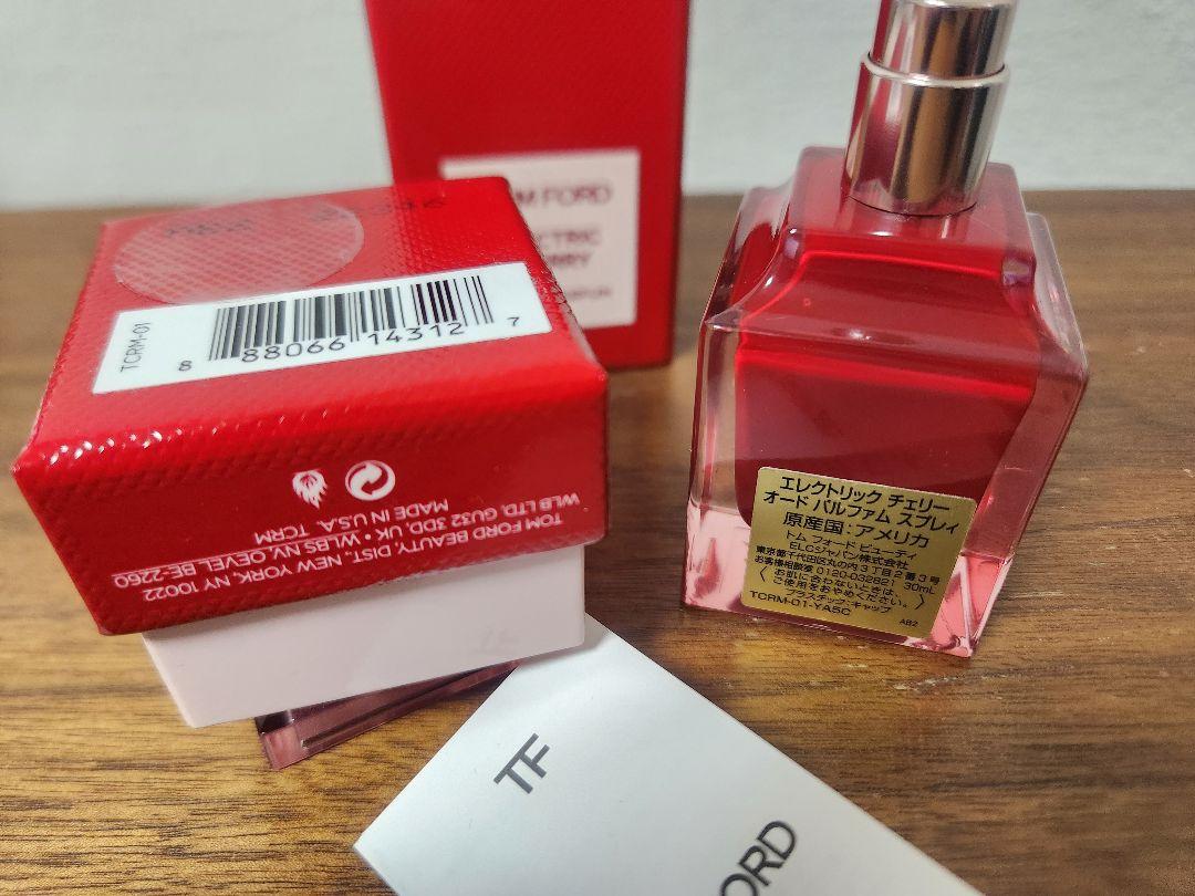 香水(女性用) TOM FORD ELECTRIC CHERRY 30ML