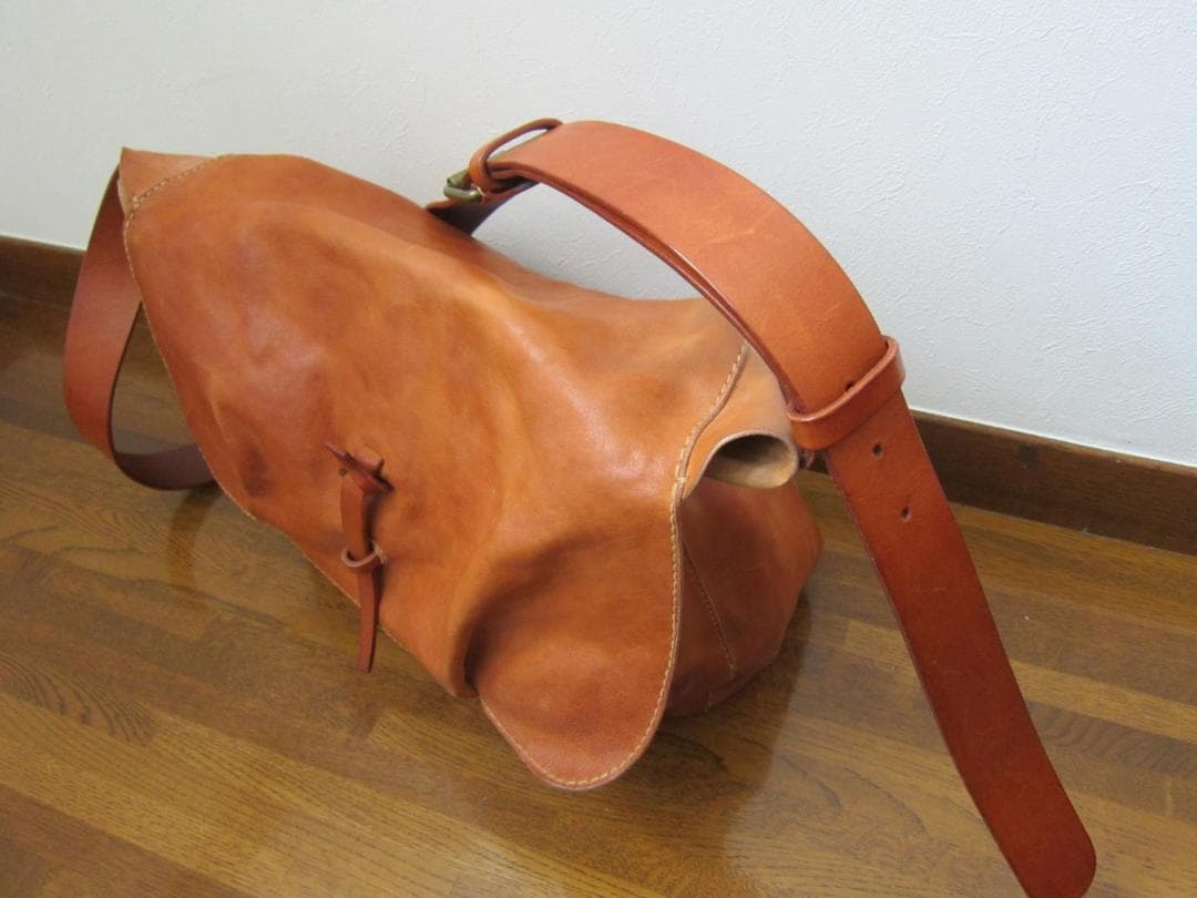 ⑤ ショルダーバッグ