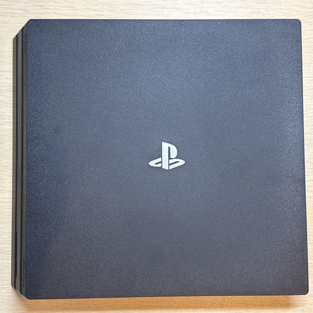 【おまけ付き】PS4 Pro CUH-7200B 1TB本体
