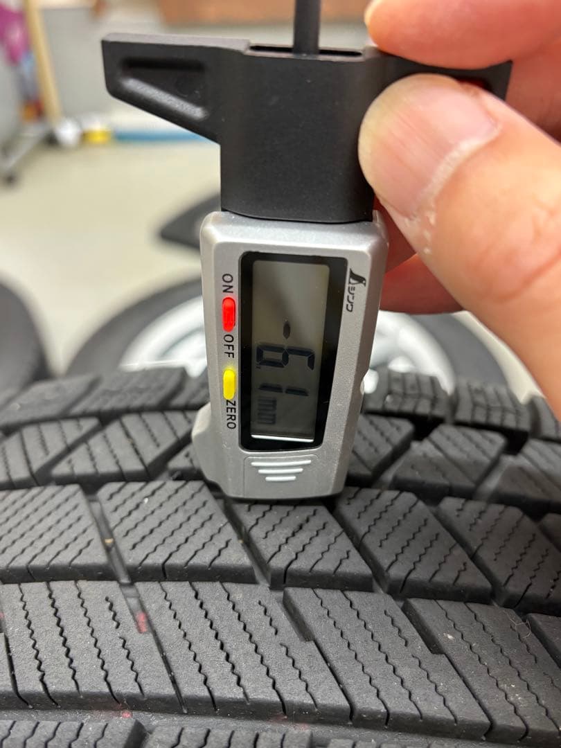 ブリザック VRX3