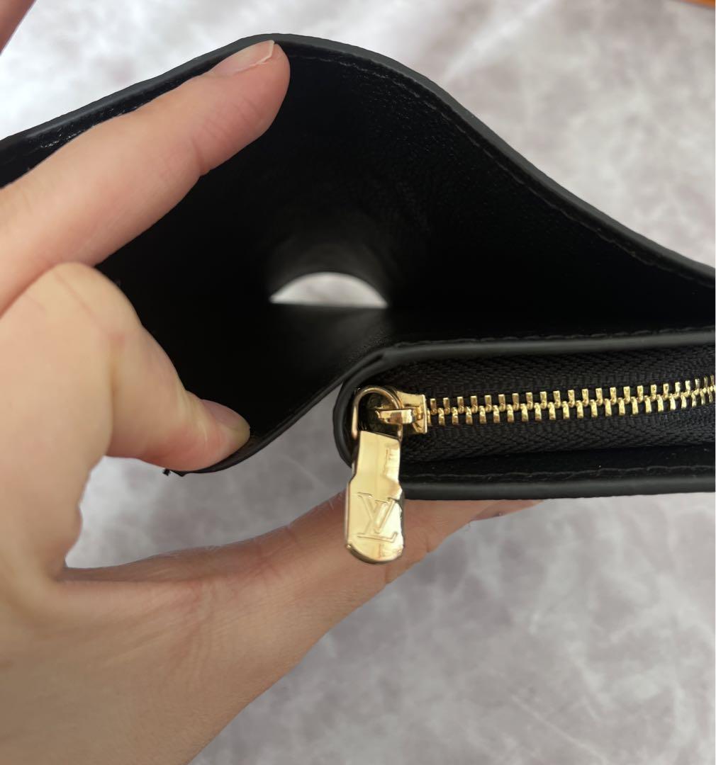 Louis Vuitton 二つ折り財布 黒
