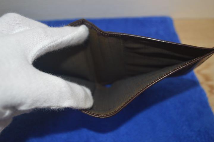 しているた 美品 二つ折り財布 ズッカ柄 がま口 GdrAN-m95695184699 FENDI フェンディ にされる
